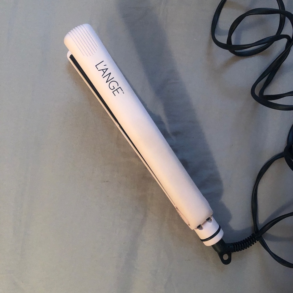 Light pink Lange straightener